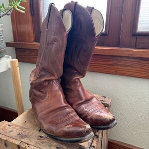 Durango Men's Brown Leather Western Cowboy Boots with Stitch Detailing